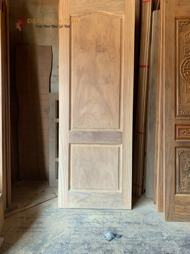 Cửa Gỗ Tự Nhiên Thông Phòng CGTP-04