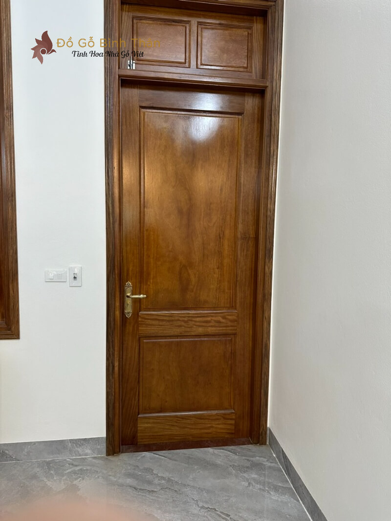 Cửa Gỗ Tự Nhiên Thông Phòng CGTP-08